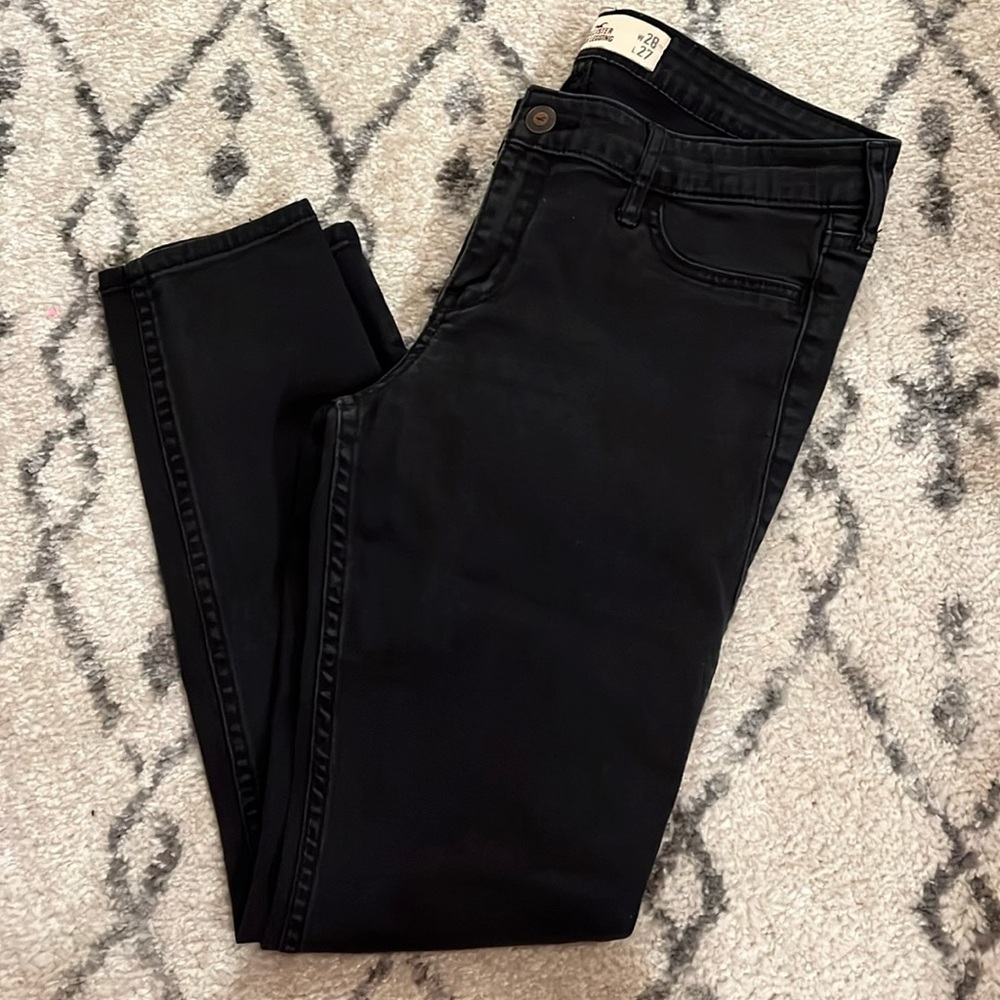 Hollister black jean legging, size 7 (W 28, L 27)
